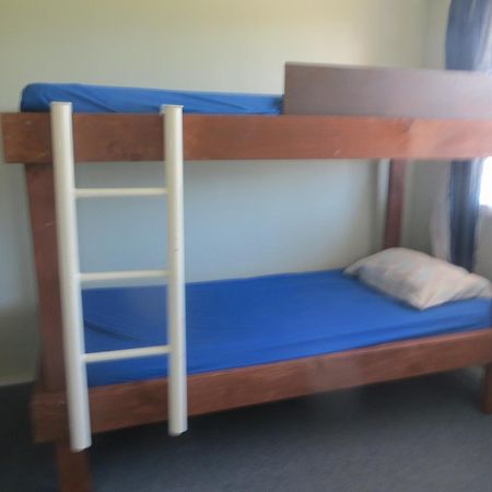 Big Bay Holiday Park Awhitu ภายนอก รูปภาพ