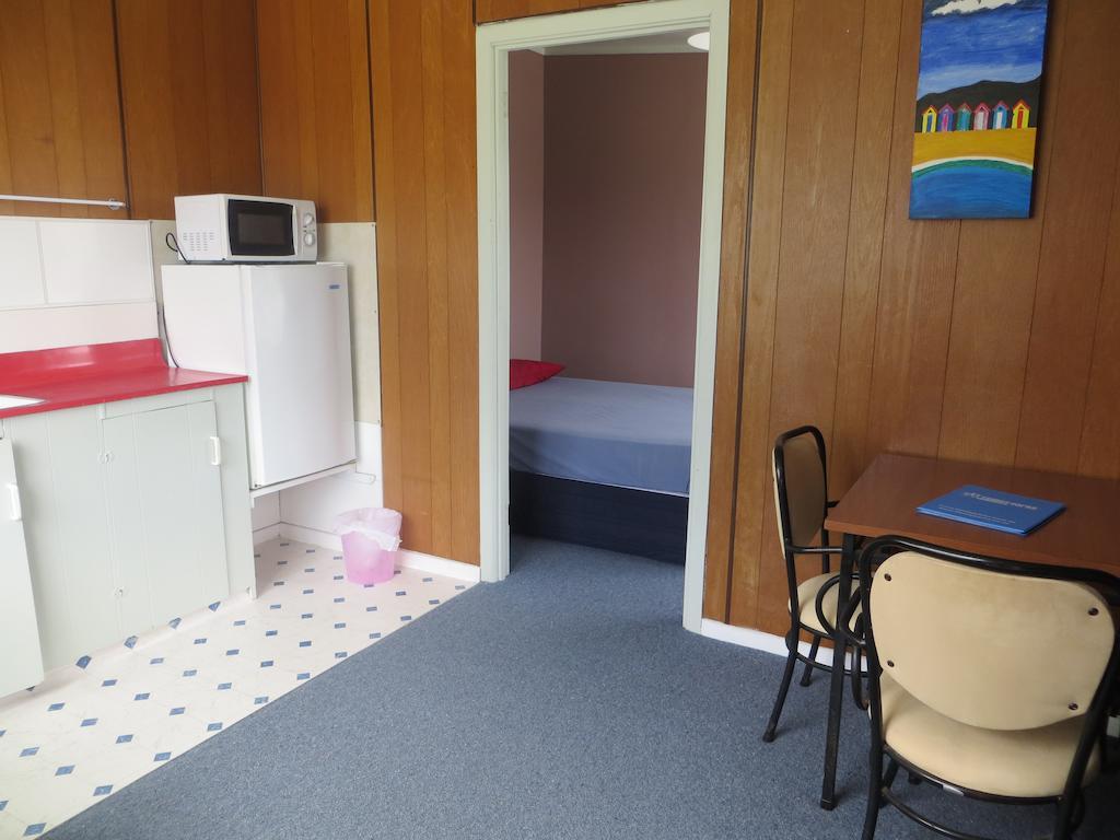 Big Bay Holiday Park Awhitu ห้อง รูปภาพ